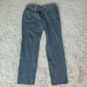 Lululemon pants Size 32 with draw string